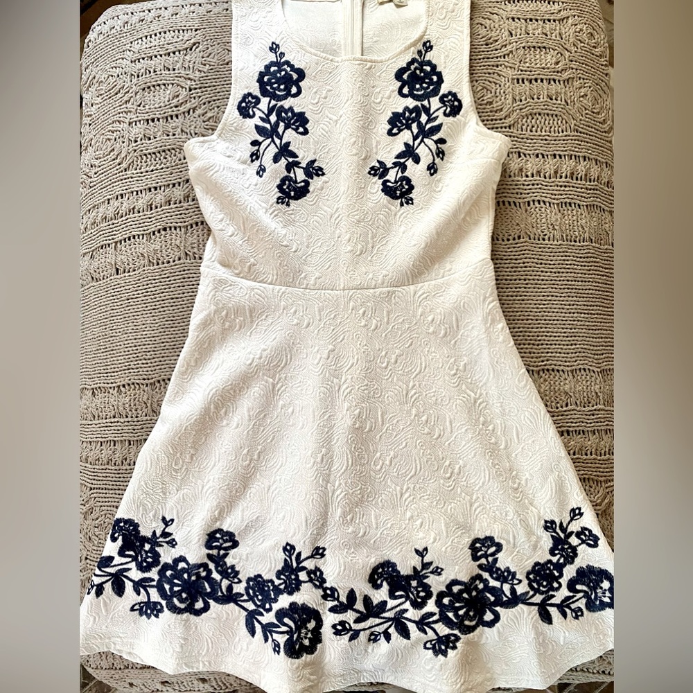 White dress with blue embroidered accents from Francesas. Worn once.